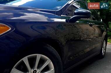 Седан Ford Fusion 2014 в 