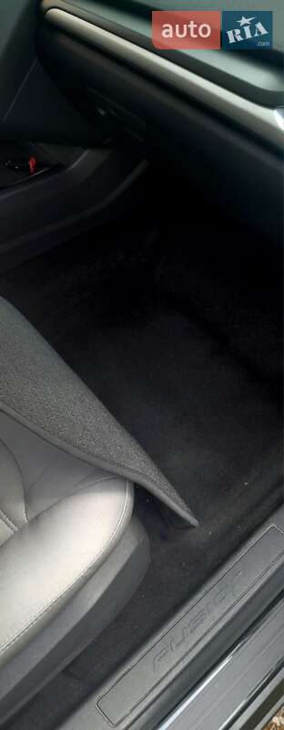 Седан Ford Fusion 2014 в Києві