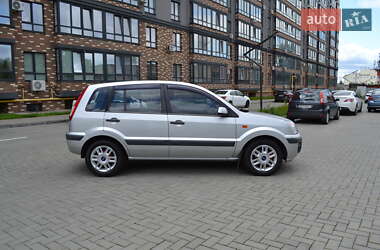 Хэтчбек Ford Fusion 2008 в 