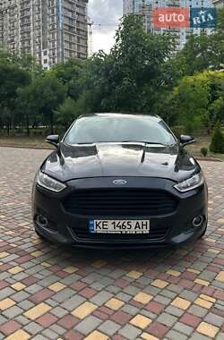 Седан Ford Fusion 2013 в 