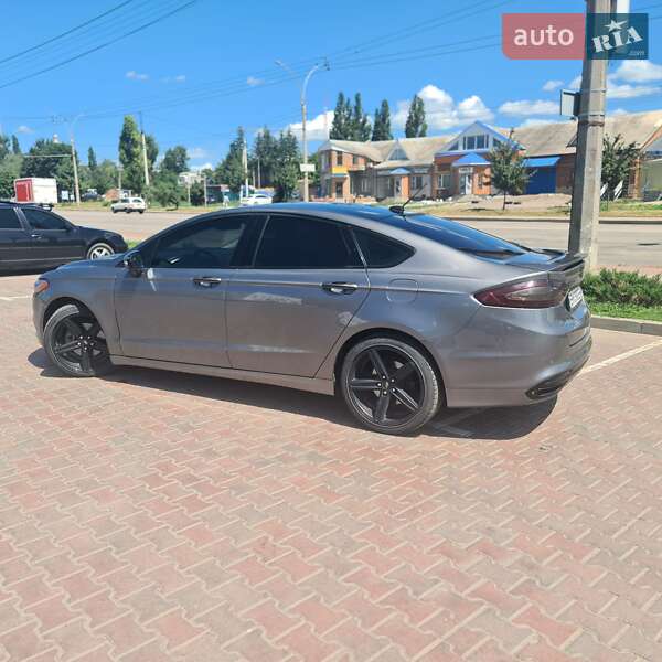 Седан Ford Fusion 2013 в Сумах