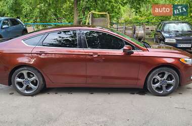 Седан Ford Fusion 2016 в 