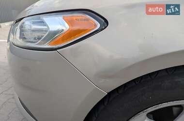 Седан Ford Fusion 2014 в 