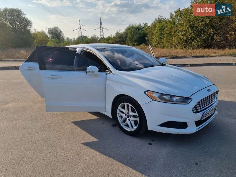 Седан Ford Fusion 2015 в Вінниці