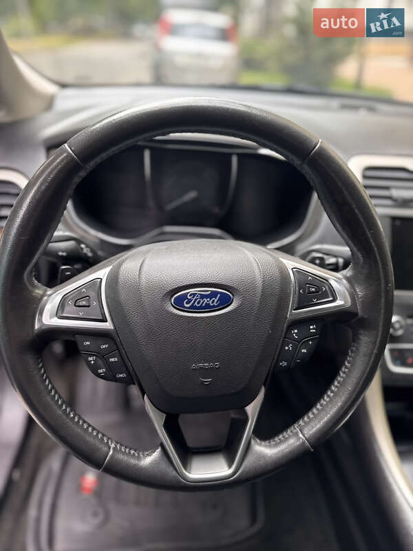 Седан Ford Fusion 2016 в Києві фото 24 Седан Ford Fusion 2016 в Києві