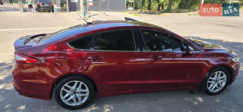 Седан Ford Fusion 2016 в Запорожье