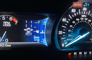 Седан Ford Fusion 2015 в 