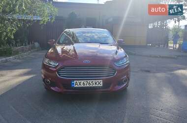 Седан Ford Fusion 2014 в 