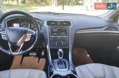 Седан Ford Fusion 2014 в 