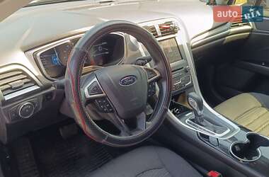 Седан Ford Fusion 2016 в Чернігові