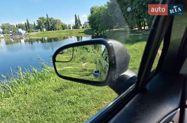 Седан Ford Fusion 2016 в 