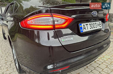 Седан Ford Fusion 2014 в 
