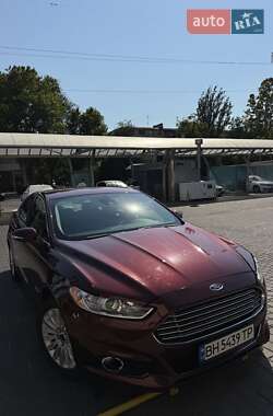 Седан Ford Fusion 2014 в 