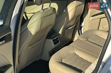 Седан Ford Fusion 2014 в 