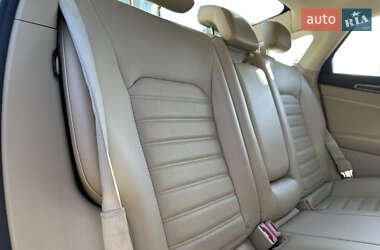 Седан Ford Fusion 2014 в 