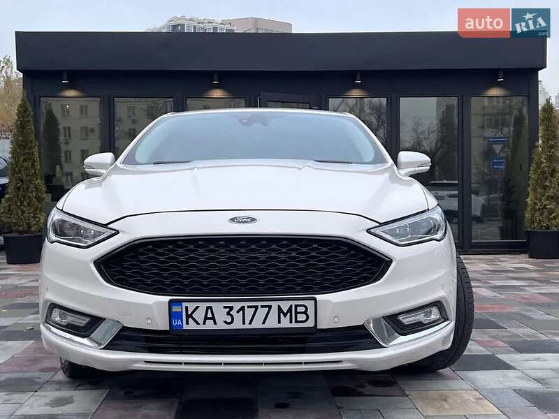 Ford Fusion 2017