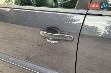 Хэтчбек Ford Fusion 2011 в 