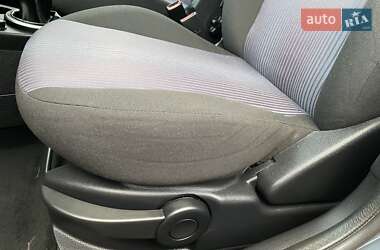 Хэтчбек Ford Fusion 2011 в 