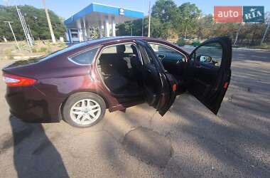 Седан Ford Fusion 2013 в 