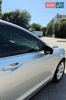 Седан Ford Fusion 2013 в 