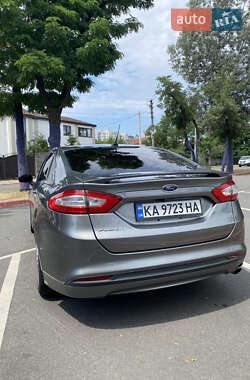 Седан Ford Fusion 2014 в 