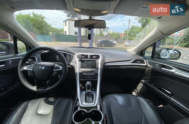 Седан Ford Fusion 2014 в 