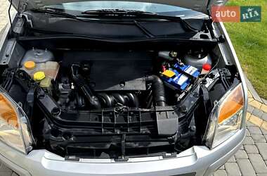 Хэтчбек Ford Fusion 2007 в 