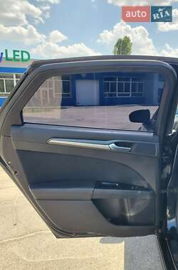 Седан Ford Fusion 2013 в 