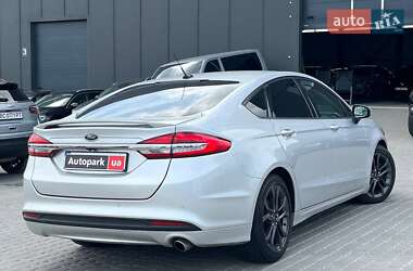 Седан Ford Fusion 2017 в 