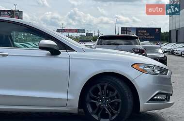 Седан Ford Fusion 2017 в 