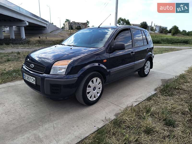 Хетчбек Ford Fusion 2010 в 