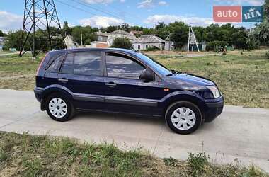 Хетчбек Ford Fusion 2010 в 