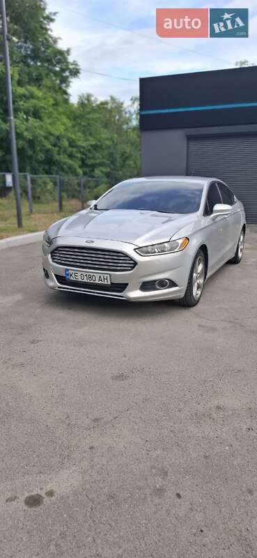 Ford Fusion 2016