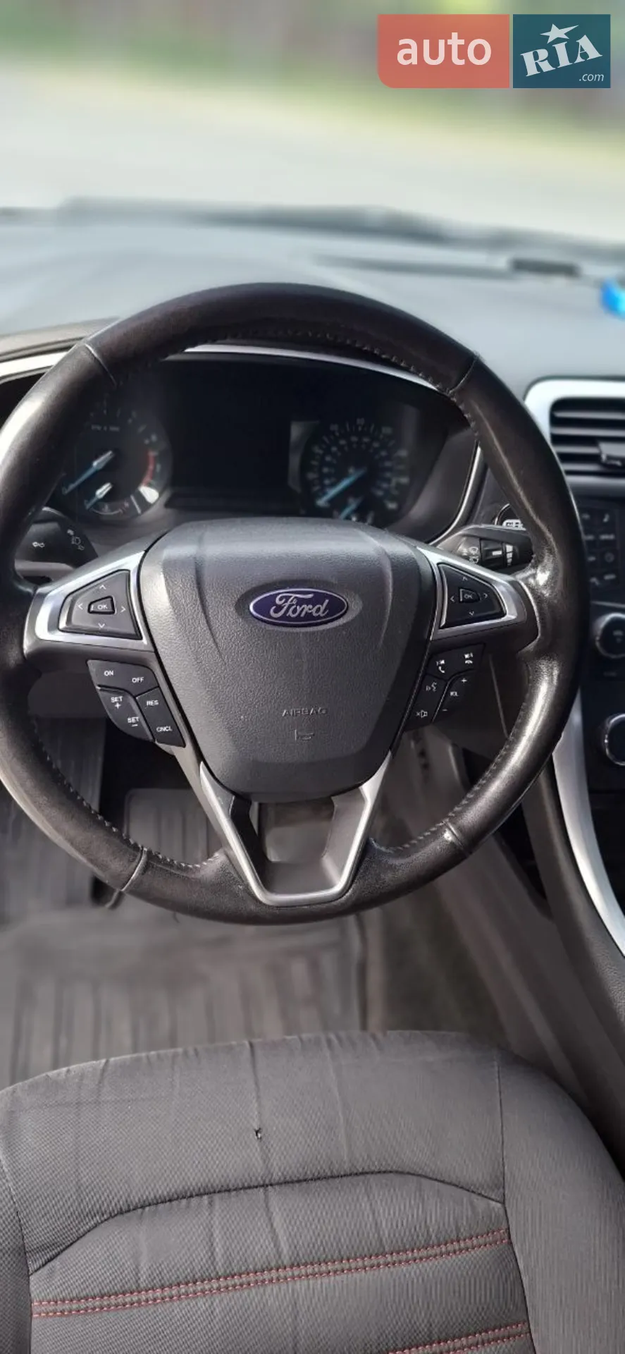 2016 Ford Fusion - мініатюра 18