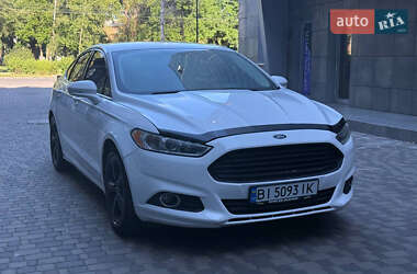 Седан Ford Fusion 2014 в 