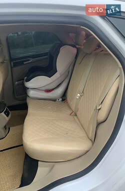 Седан Ford Fusion 2015 в 