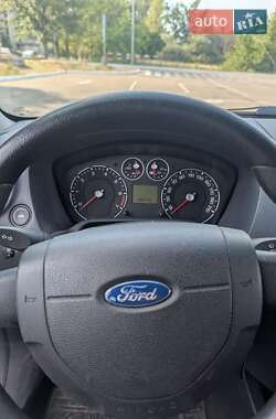 Хэтчбек Ford Fusion 2007 в 