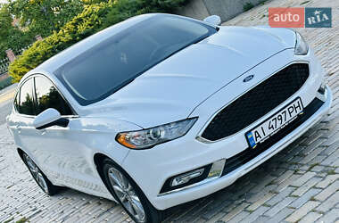 Седан Ford Fusion 2017 в 