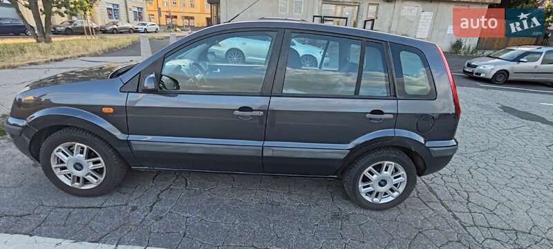Хетчбек Ford Fusion 2007 в Дніпрі