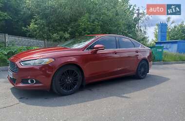 Седан Ford Fusion 2013 в 