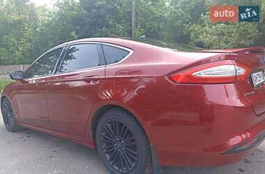 Седан Ford Fusion 2013 в 