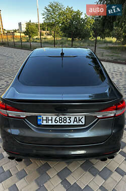 Седан Ford Fusion 2017 в 