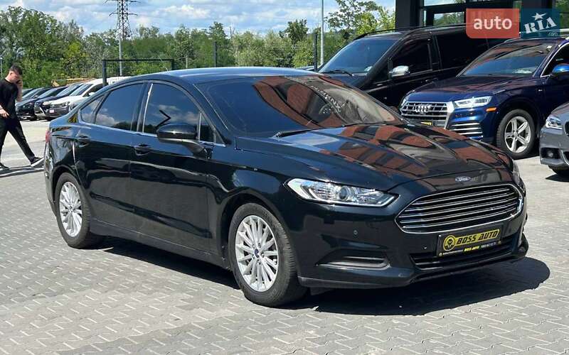 Ford Fusion 2016