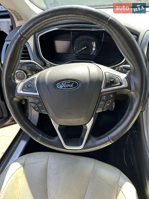 Седан Ford Fusion 2014 в Киеве