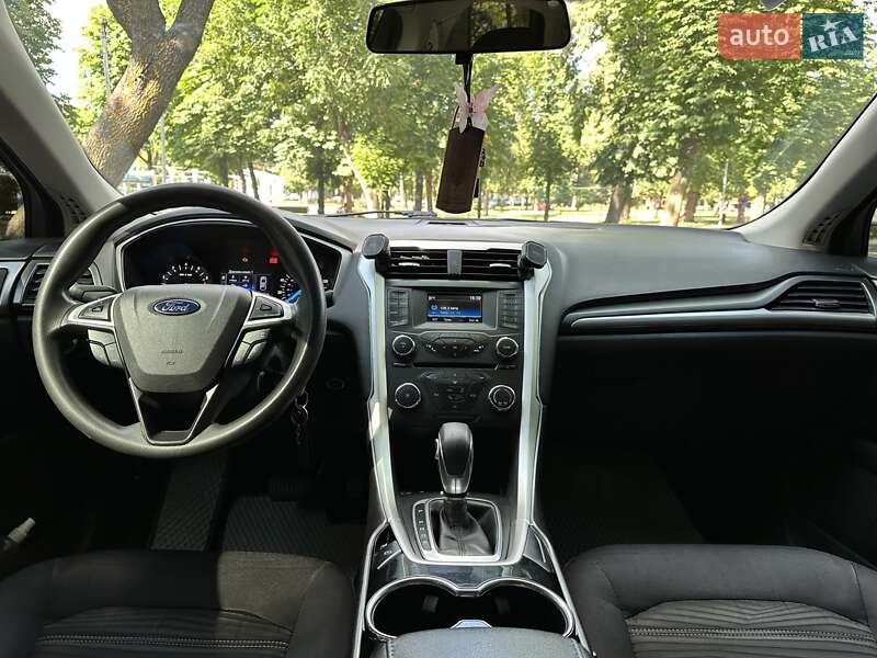 Седан Ford Fusion 2016 в Білій Церкві