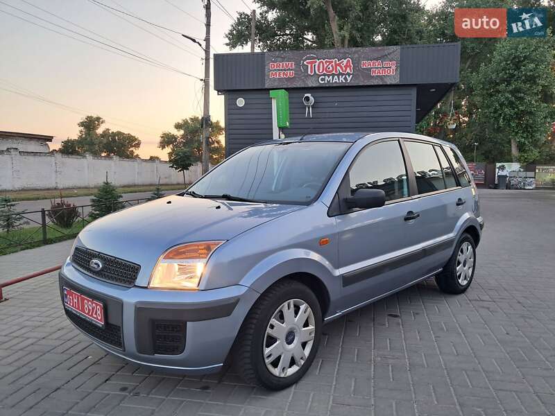 Хэтчбек Ford Fusion 2007 в 