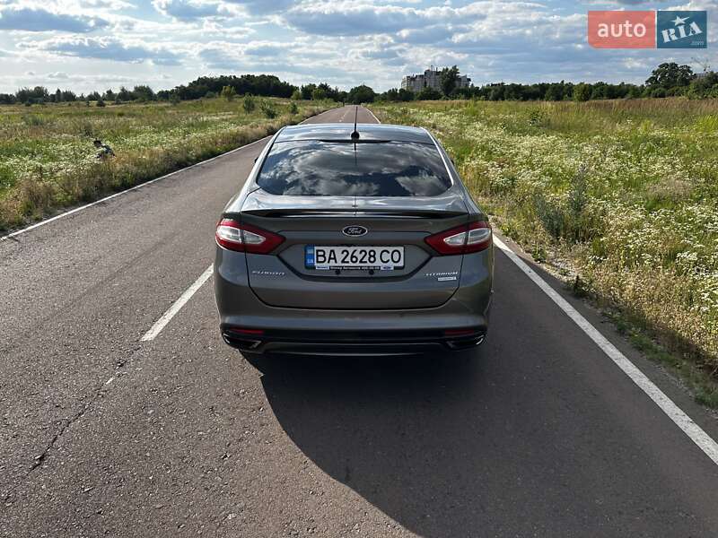 Седан Ford Fusion 2012 в Києві