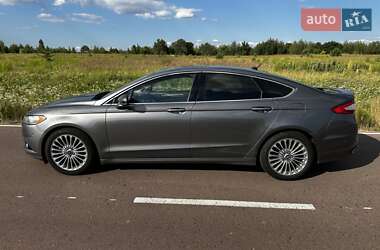 Седан Ford Fusion 2012 в 