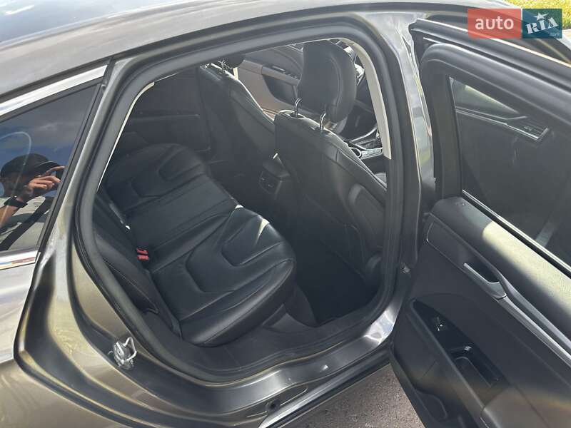 Седан Ford Fusion 2012 в Києві