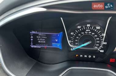 Седан Ford Fusion 2012 в 
